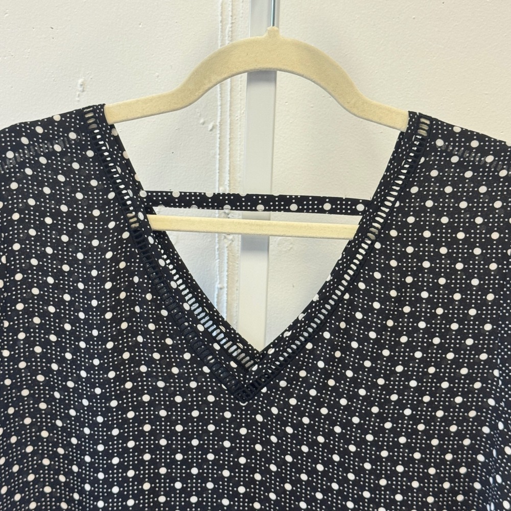 DR2 by Daniel Rainn Polka Dot V-Neck Blouse Black White Small DR19572PR1 Office - Picture 5 of 8